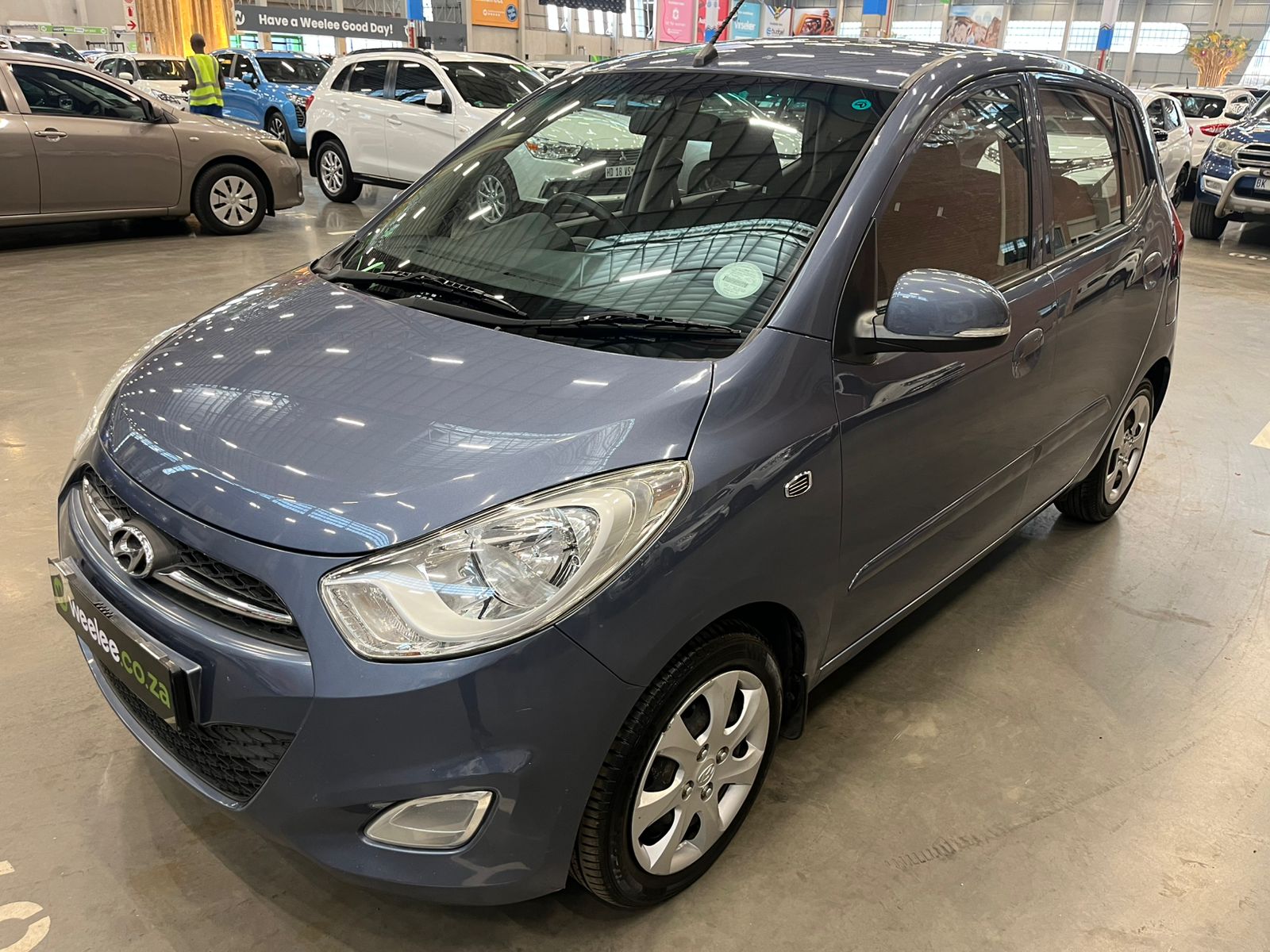 HYUNDAI i10 i10 1.25 GLS/FLUID